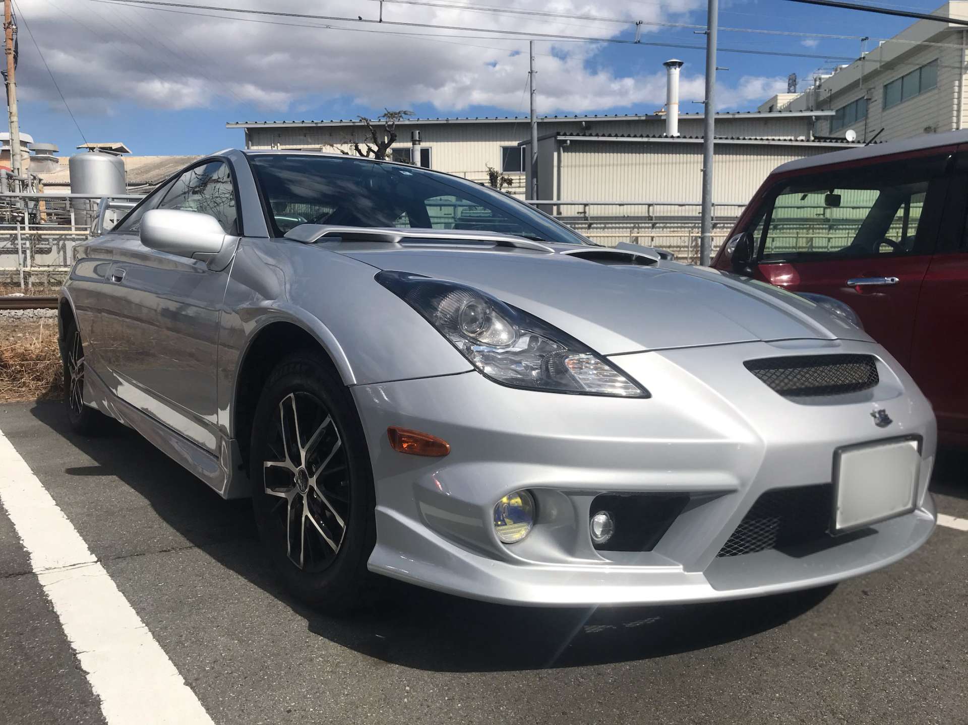 高崎市で傷凹み修理をお探しの方へ。トヨタ セリカ バンパー修理とヘッドライトリペア